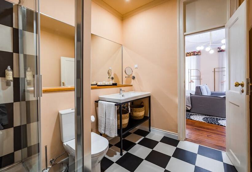 پانسیون Lr Guest House