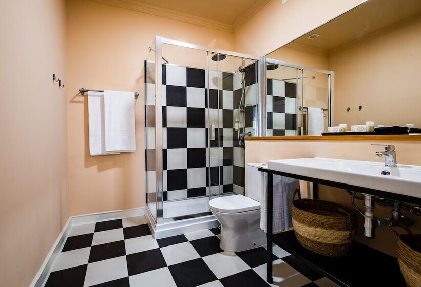 پانسیون Lr Guest House