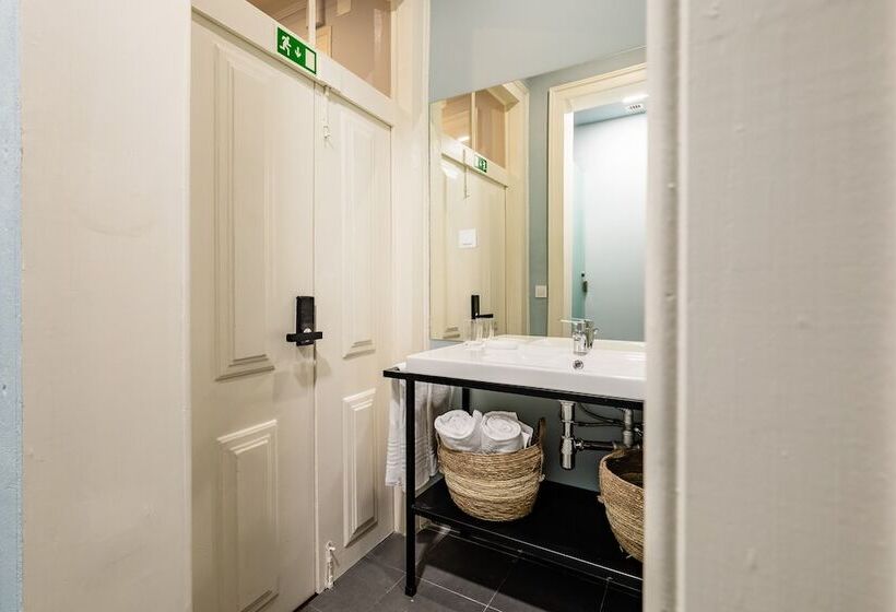 پانسیون Lr Guest House