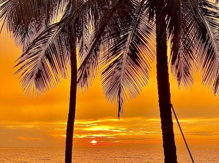 Rch Luxury Hotel & Pool