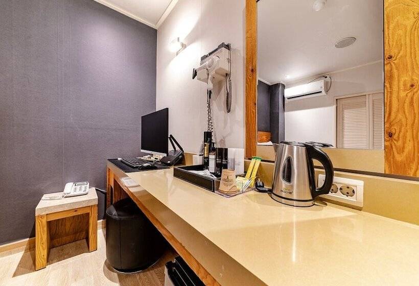 Sanbon Tower Self Check In Motel