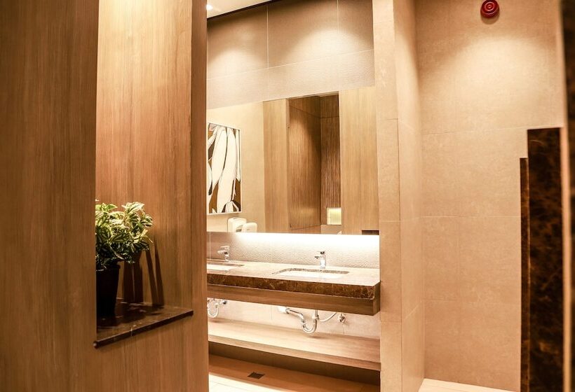 Sotogrande Hotel Katipunan