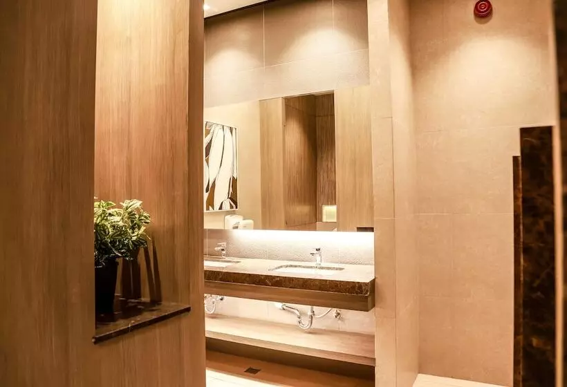 Sotogrande Hotel Katipunan