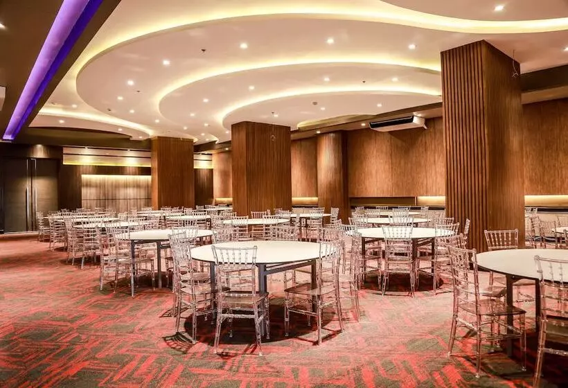 Sotogrande Hotel Katipunan