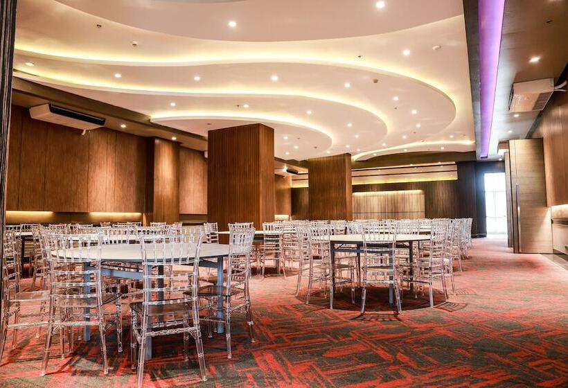 Sotogrande Hotel Katipunan