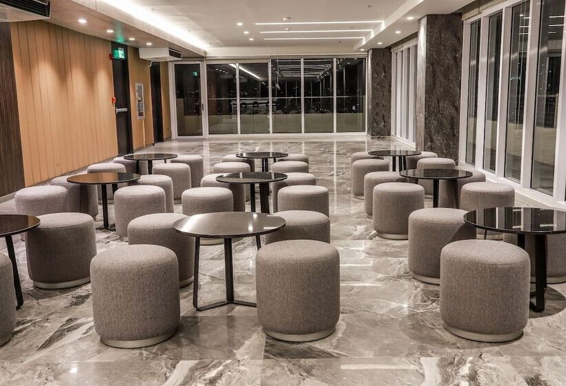 Sotogrande Hotel Katipunan