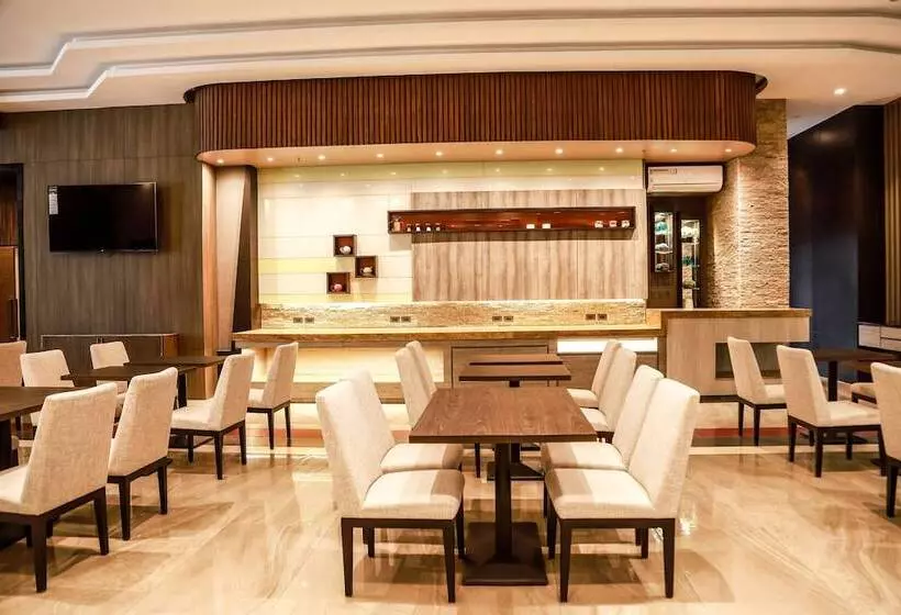 Sotogrande Hotel Katipunan