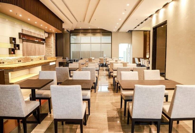 Sotogrande Hotel Katipunan