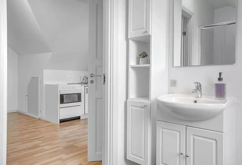 Storms Bed & Breakfast