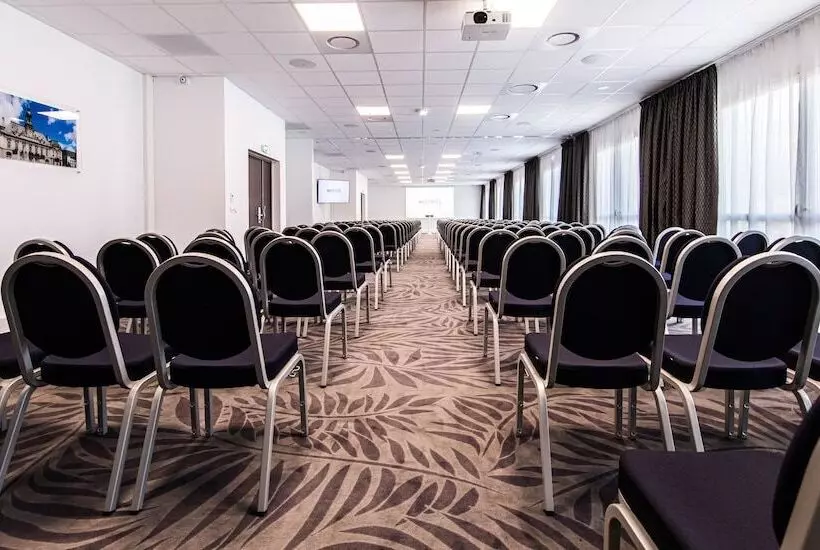 Westotel Tours Val De Loire