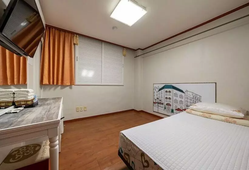 Yeoncheon Chosung Motel