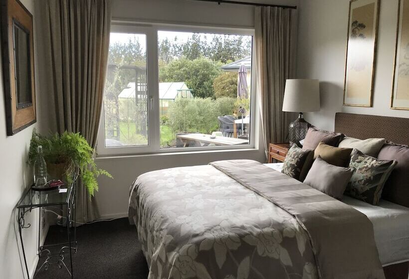 민박 Chateau Pritchard