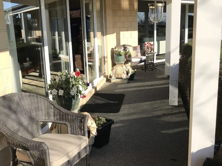 민박 Chateau Pritchard