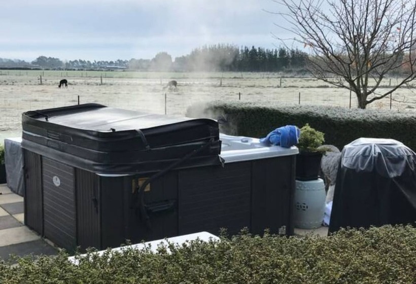 민박 Chateau Pritchard