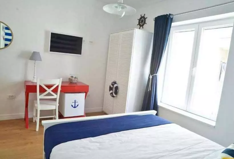 ベッドアンドブレックファースト Nautical Rooms Old Town