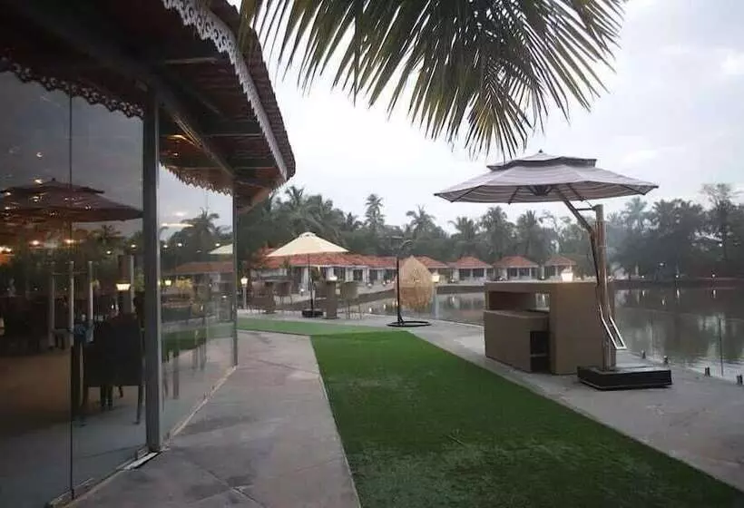 Aamiaismajoitus (B&B) Veda5 Wellness Retreat & Spa