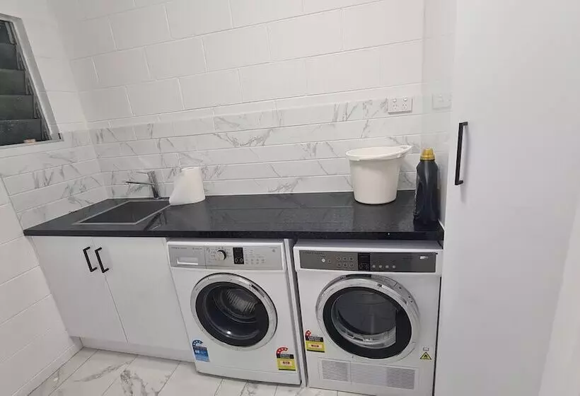 Emthree Seaside Apartments