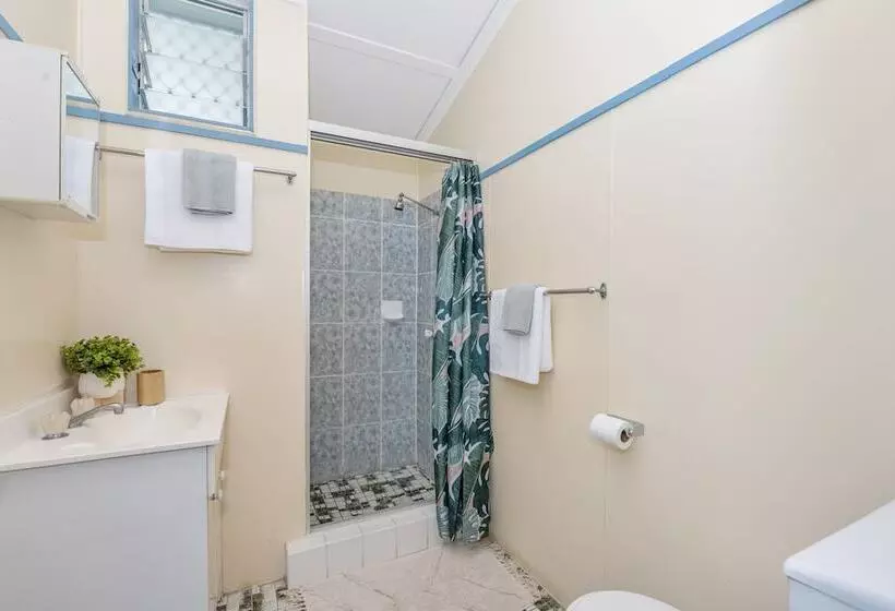 Emthree Seaside Apartments