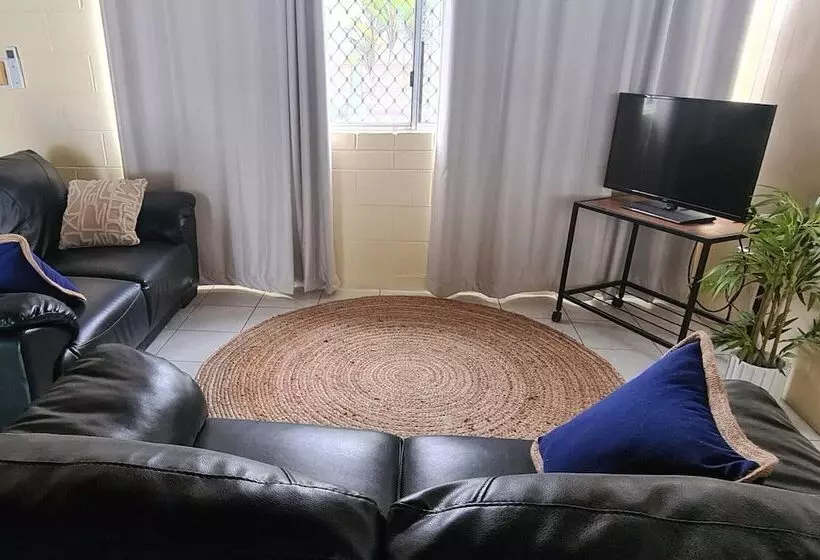 Emthree Seaside Apartments