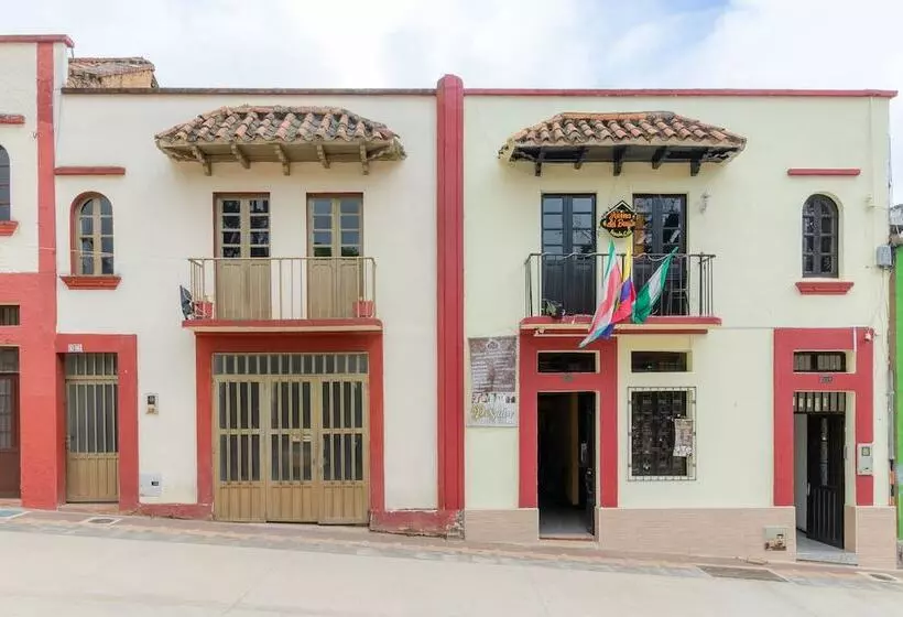 ホテル Aroma Del Bosque Posada Cafe