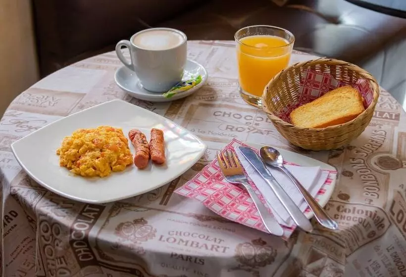 ホテル Aroma Del Bosque Posada Cafe