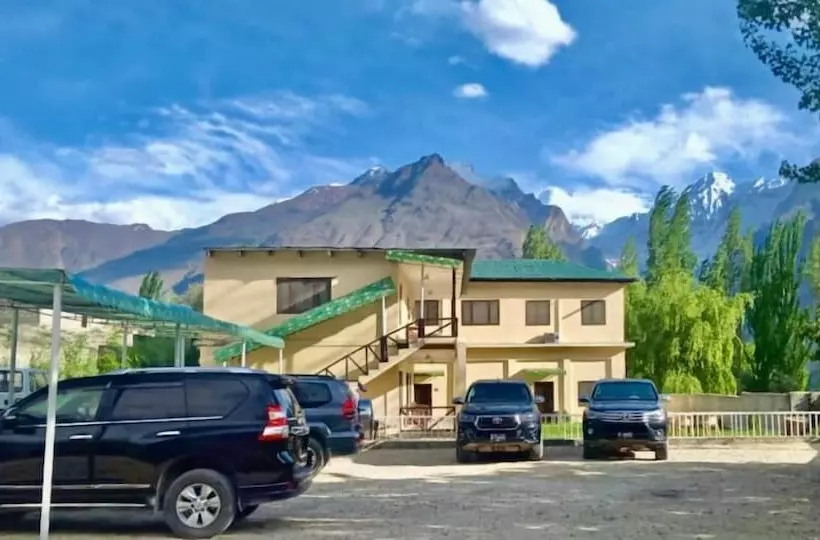 هتل The Guest House Hunza