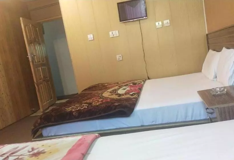 هتل The Guest House Hunza