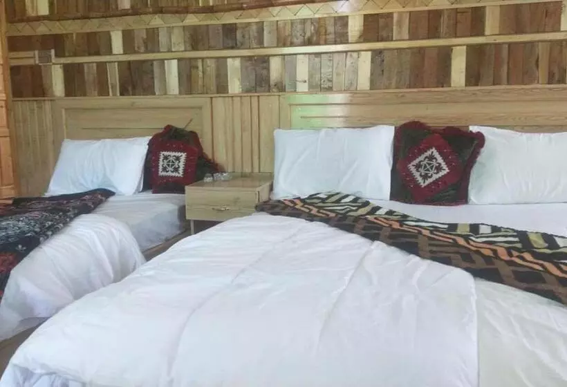 هتل The Guest House Hunza