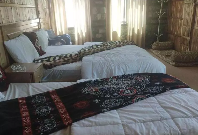 هتل The Guest House Hunza