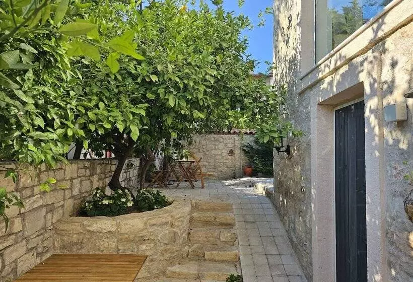 ホテル Kuğu Urla