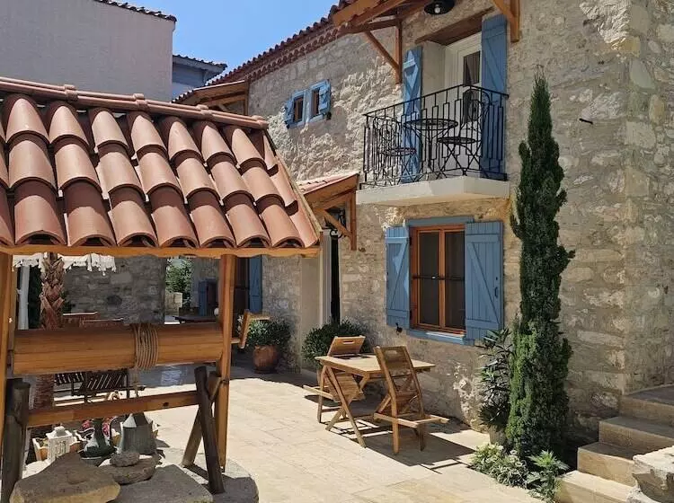 ホテル Kuğu Urla