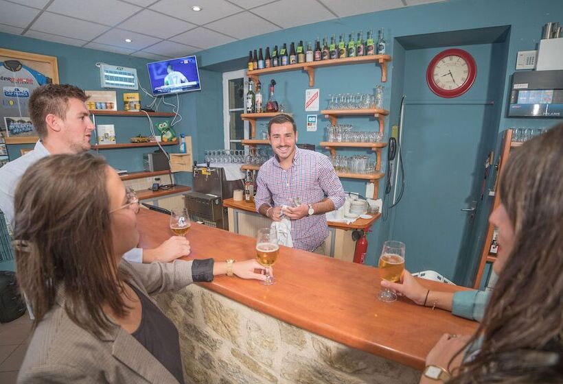 Szálloda L Hôtel Des Bains   Salles La Source