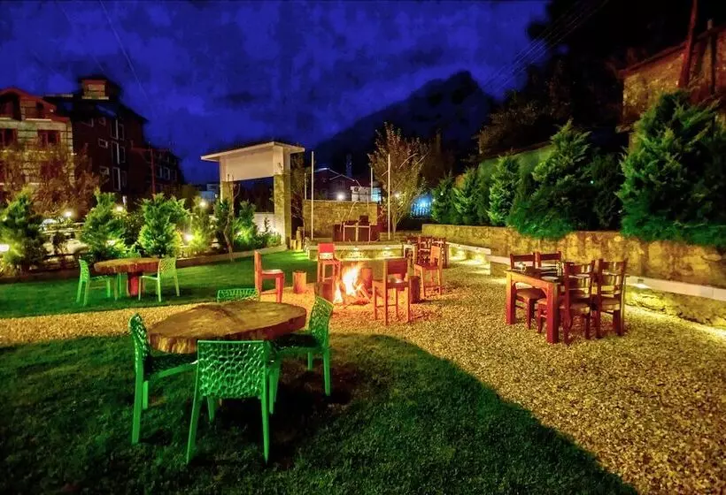 Hotelli Montana Blues Resort By Snow City