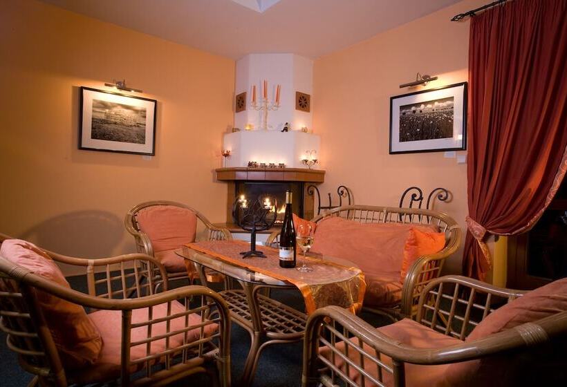 בית מלון כפרי N