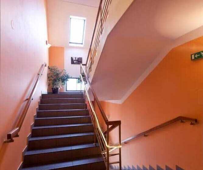 בית מלון כפרי N