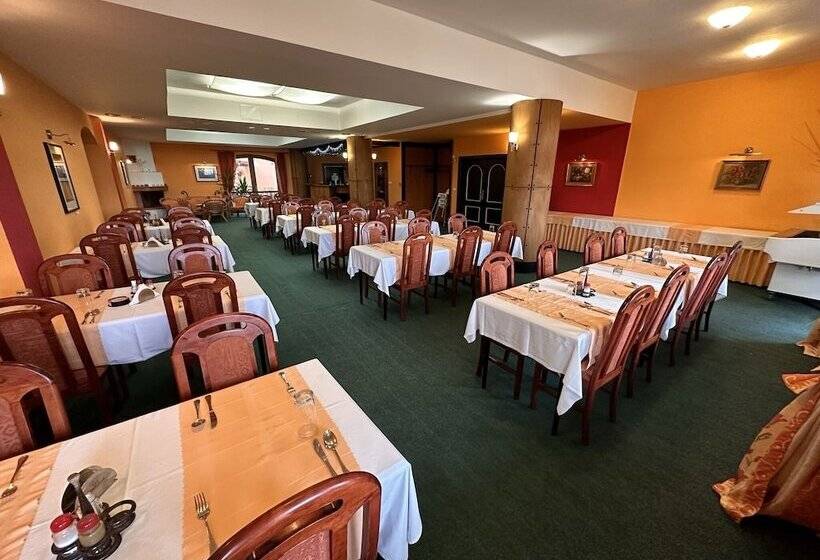 בית מלון כפרי N