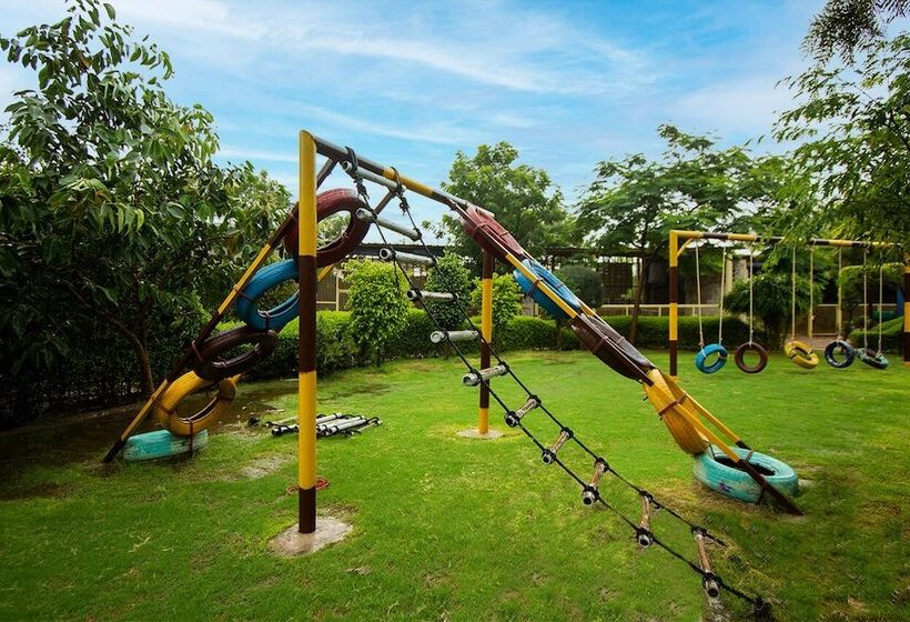 Hotel Omera Farms Rural By Blusalz