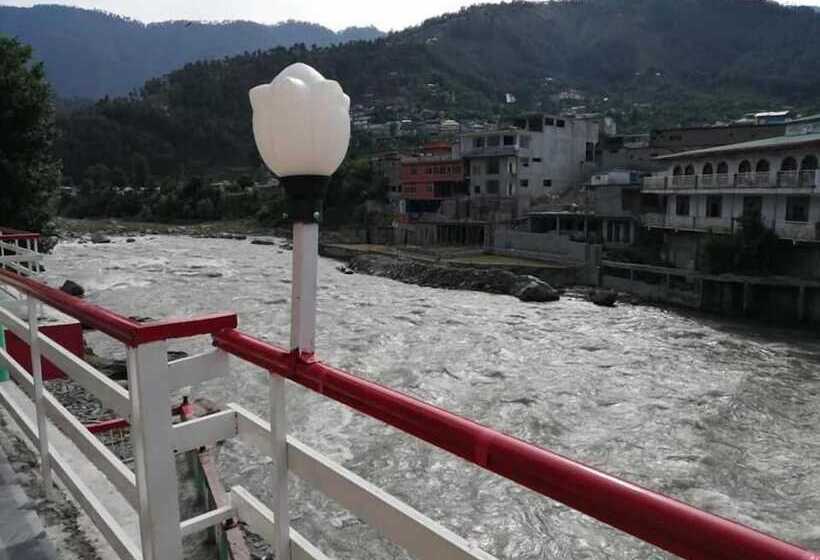 Saif Hotel And Restaurant