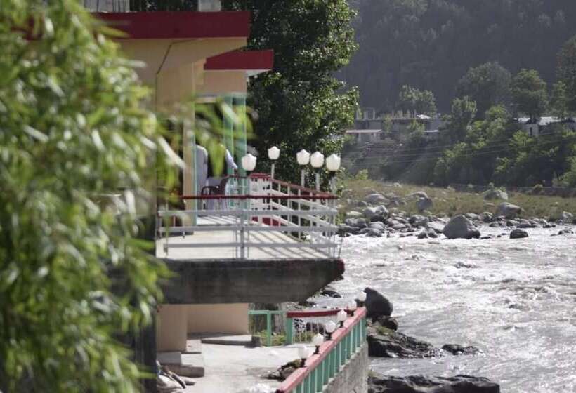 Saif Hotel And Restaurant