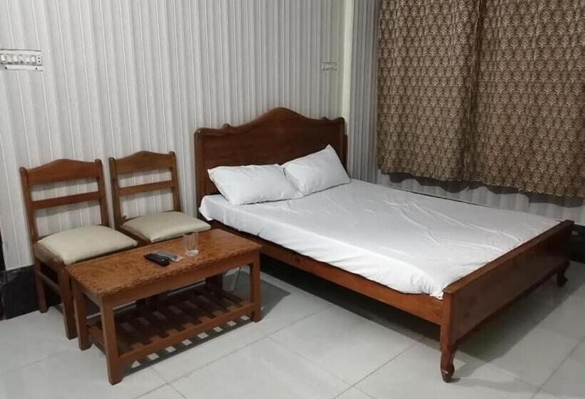 Saif Hotel And Restaurant