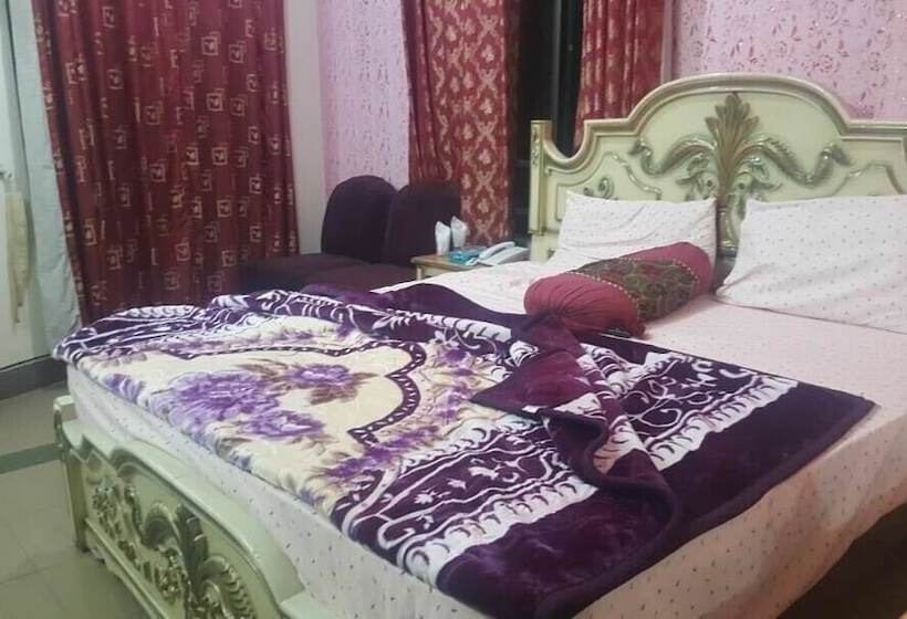 هتل Summer Palace