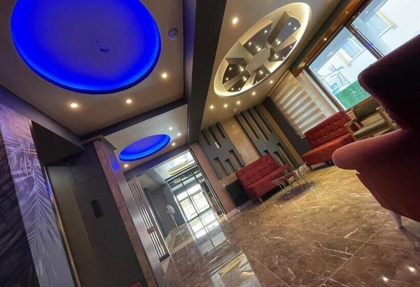 هتل Yalova Sezon