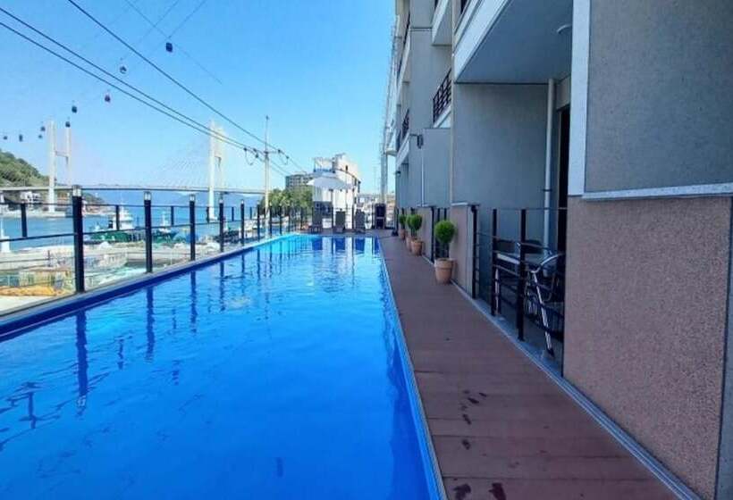 Hotel Yeosu Yong Beach Tourist Hostel