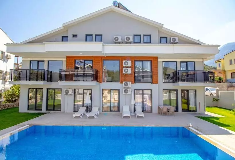 ホテル Zehra Residence Apart