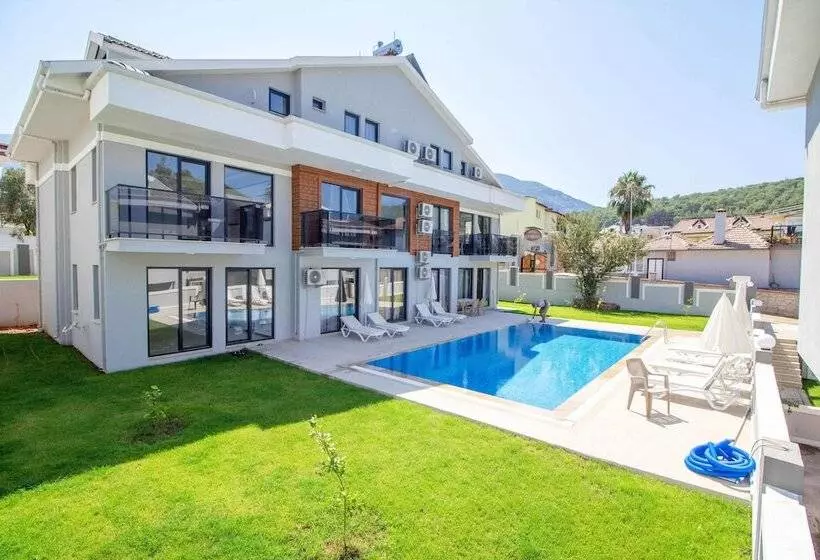 ホテル Zehra Residence Apart