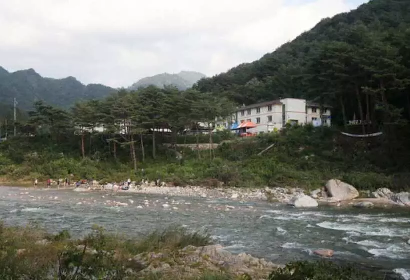 Inje Baekdam Sky House Pension
