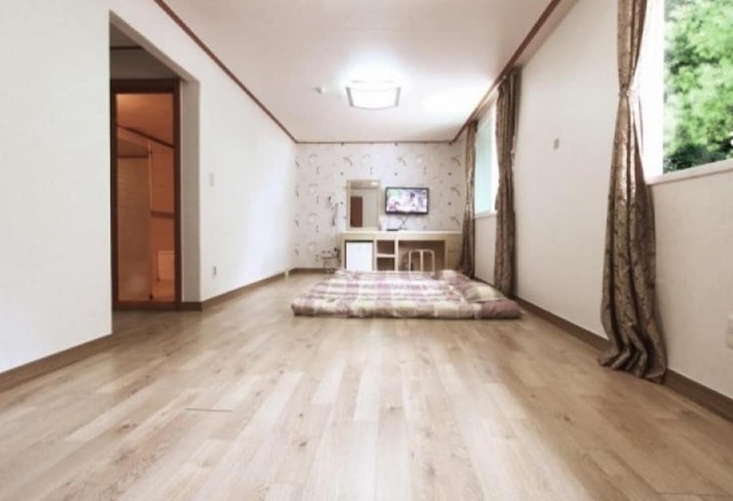 Inje Baekdam Sky House Pension