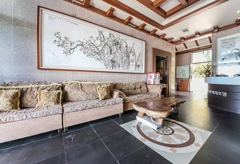 モーテル Muan Beach