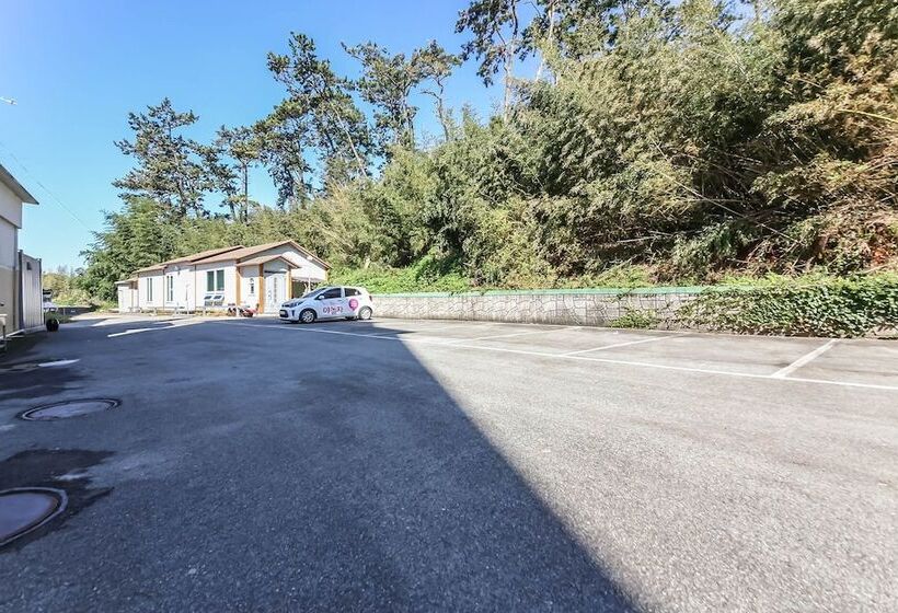 فندق على الطريق Muan Beach