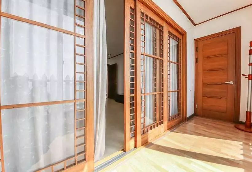 モーテル Muan Beach